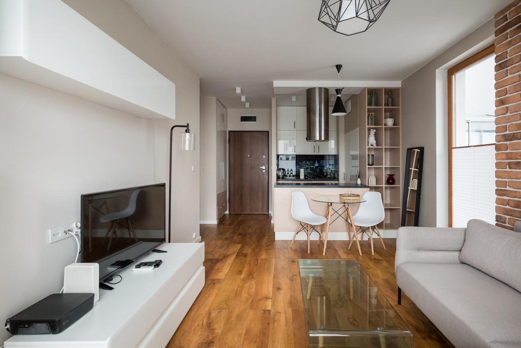 New Comfort 78 * Warszawa